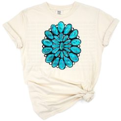 Western-inspired turquoise gemstone jewelry with boho style accents.