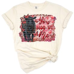 A cute black angus cow with hearts and Valentine’s Day decorations.