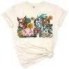 A smiling pig in a western style with a country girl touch and cute farm accents.